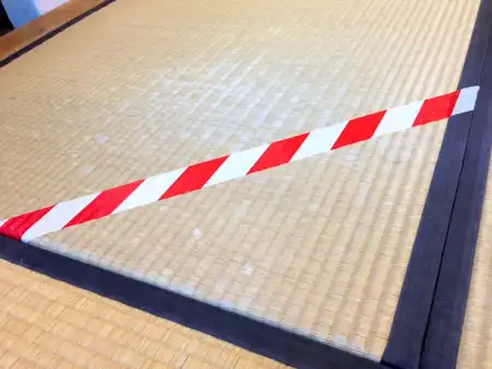 Neue Tatami für das Zendo