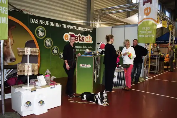 Der erste Schritt in den Markt an der HUND 2016 war ein Erfolg!