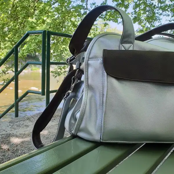 Clever Fashion Sports Bag