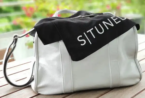 Clever Fashion Sports Bag