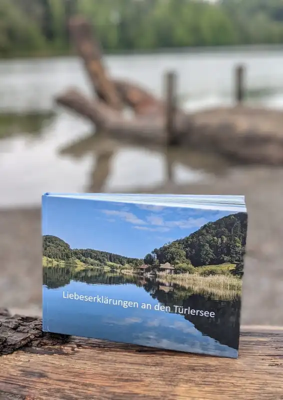 Der zweite Buch-Take-Away in Hausen am Albis.