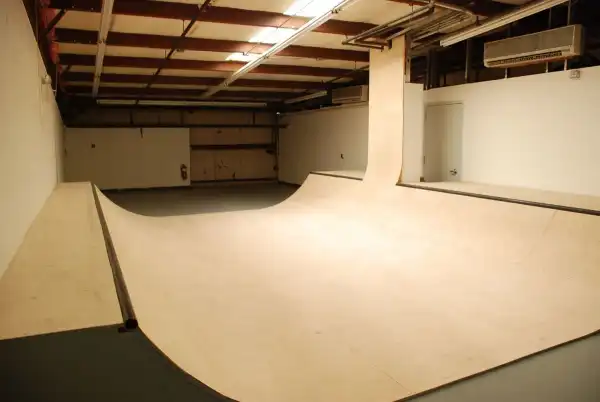 Belgrade indoor mini ramp