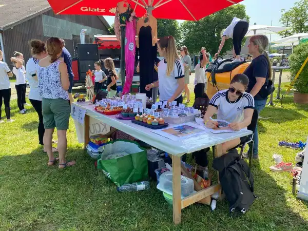 Centauri - Action auf der Pferderennbahn 